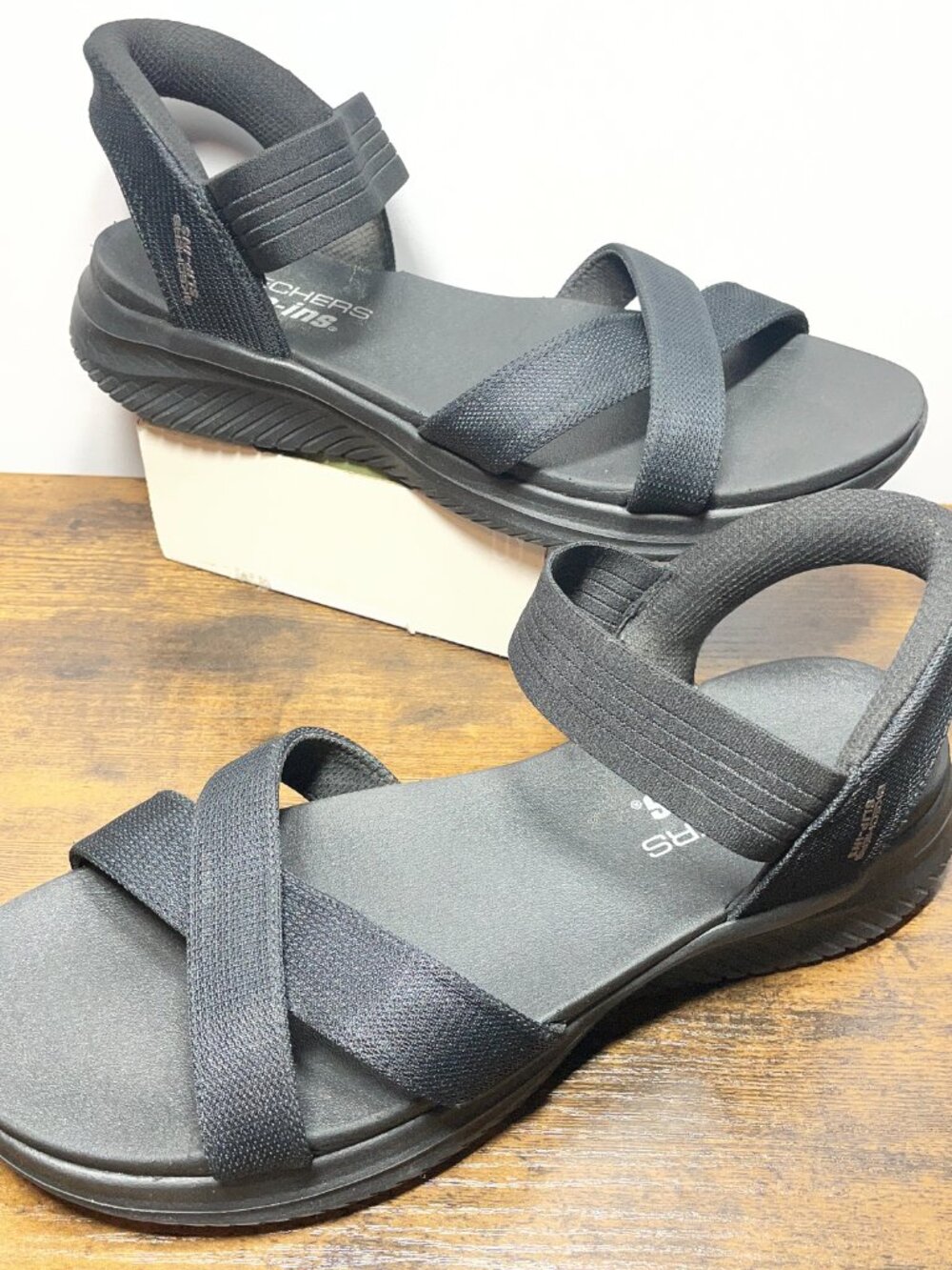 Skechers Slip-Ins Ultra Flex 3.0 Summerville Sandals Black Womens Size 11